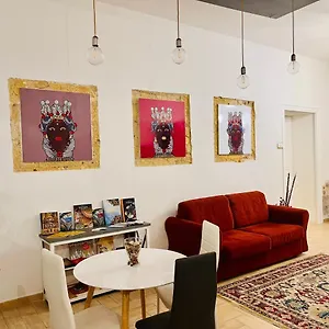 https://palazzo-delle-logge.palermohotels.org