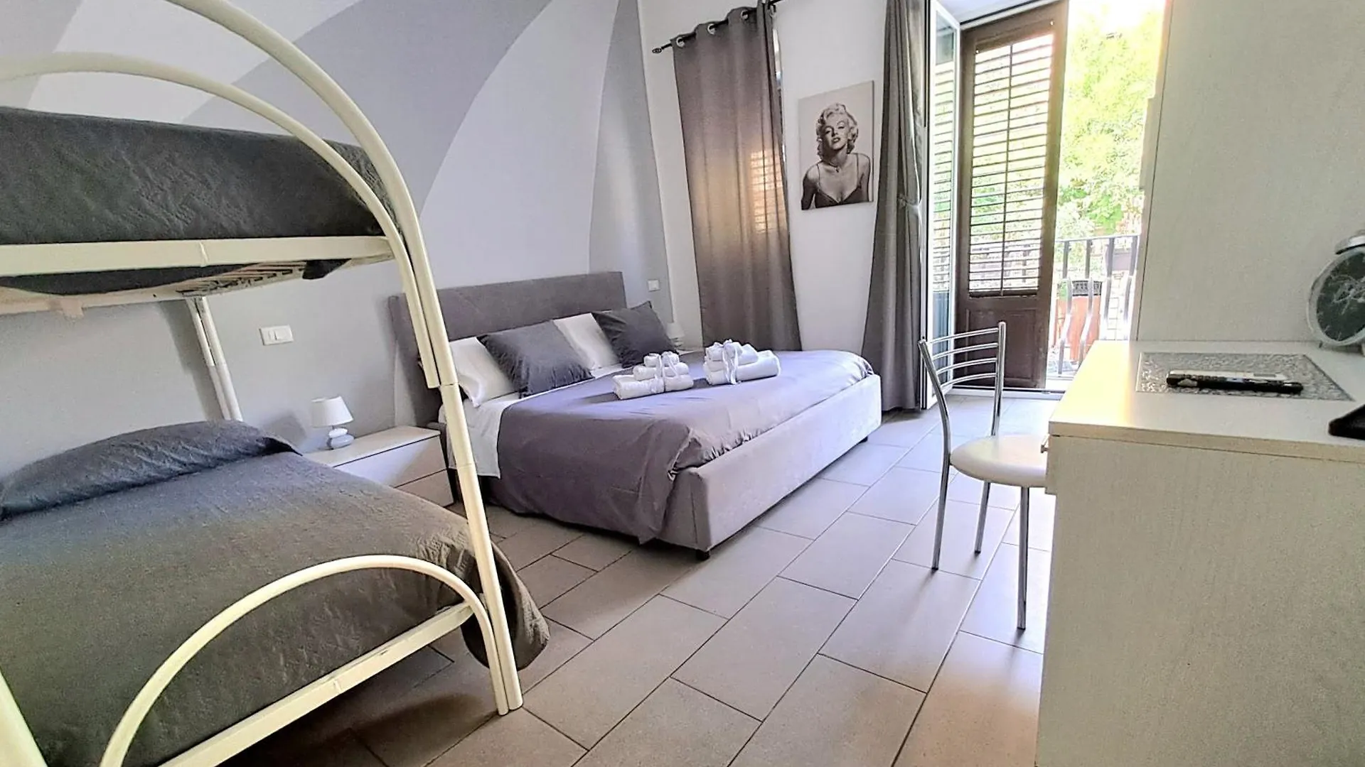 Hotel Beb Ammirata Palermo 0*,  Italia